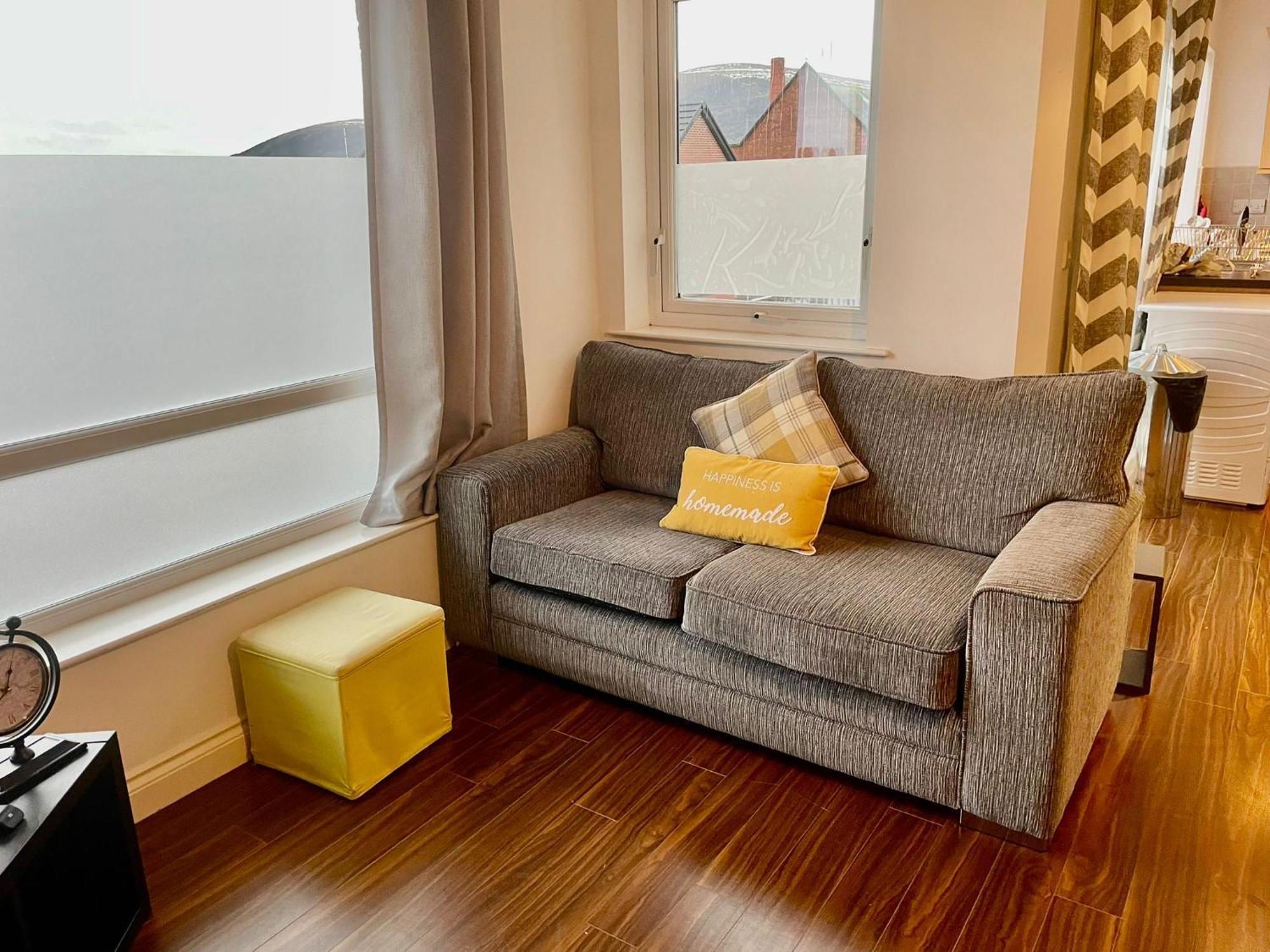 2 Bedroom City-Centre Apartment With Free Parking Belfast Exterior foto