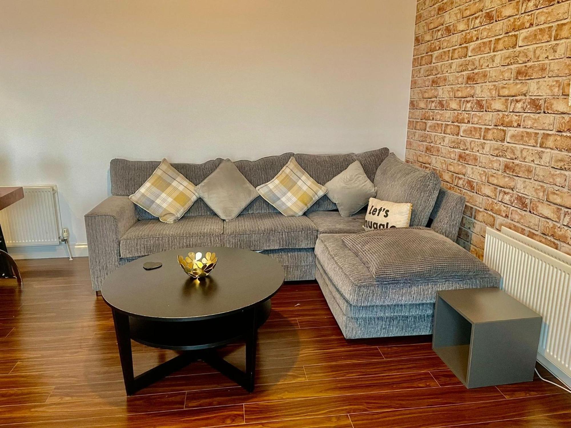 2 Bedroom City-Centre Apartment With Free Parking Belfast Exterior foto